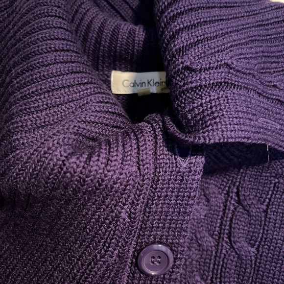 Calvin Klein purple sweater. Size L. - Picture 3 of 8